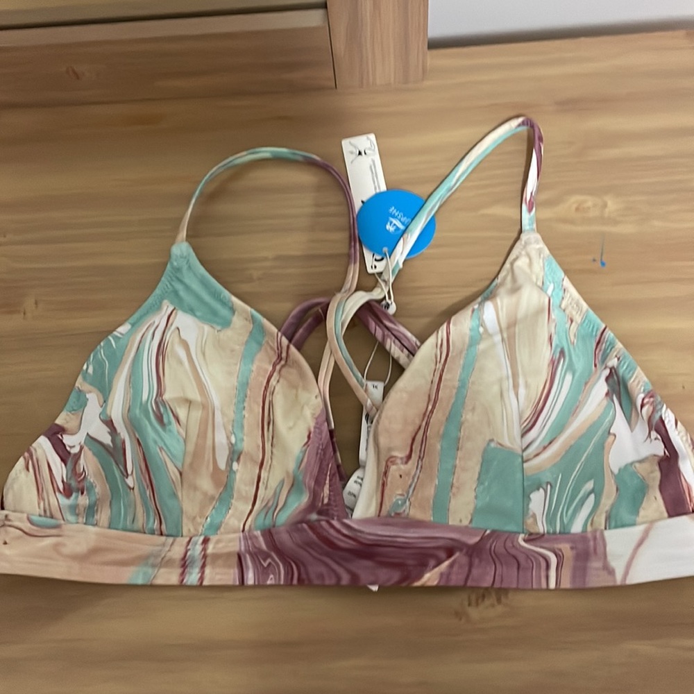 Cupshe Marble Bikini Top 👙 - Picture 7 of 7